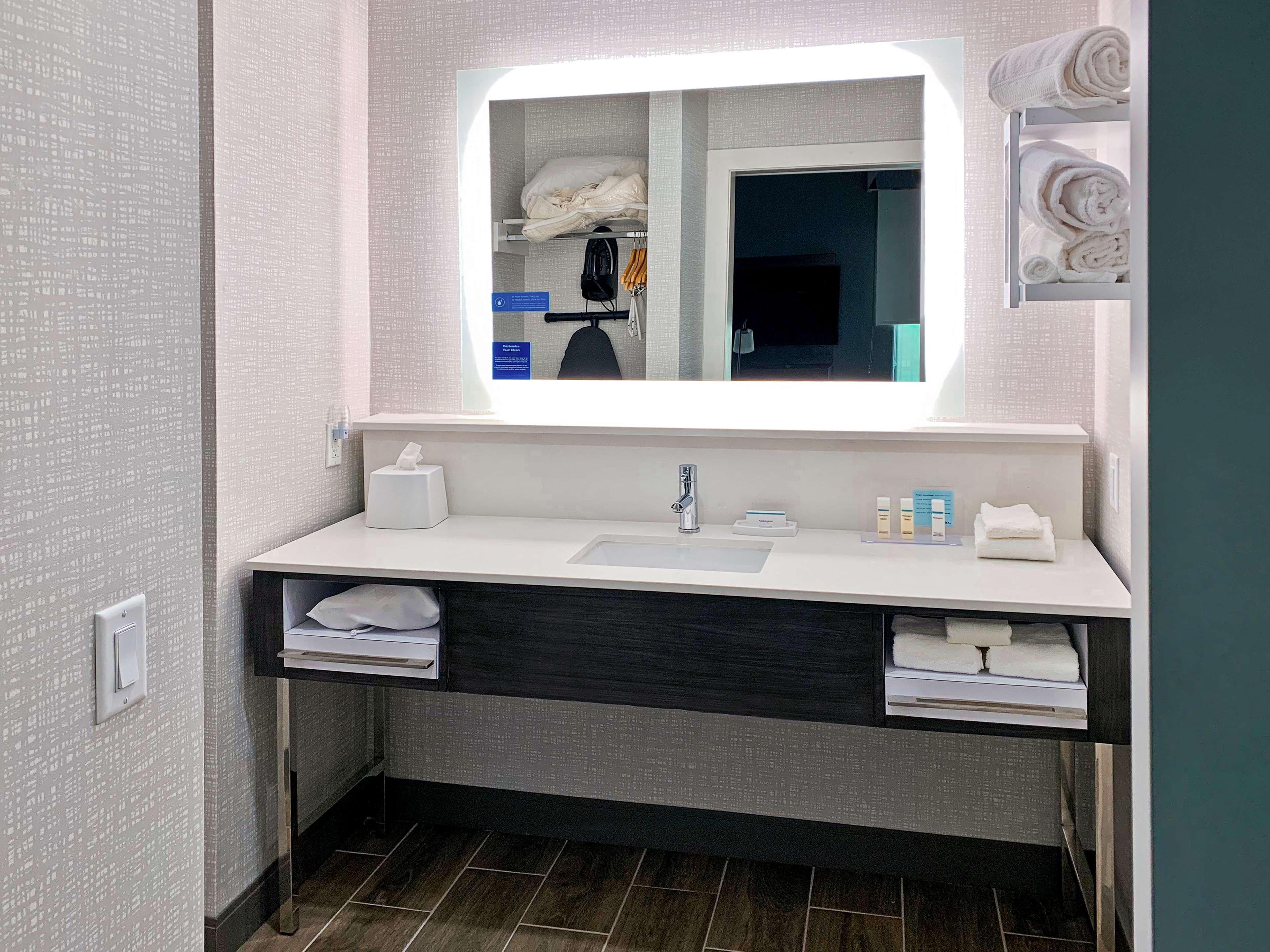 Hampton Inn & Suites Houston East Beltway 8, Tx Екстер'єр фото