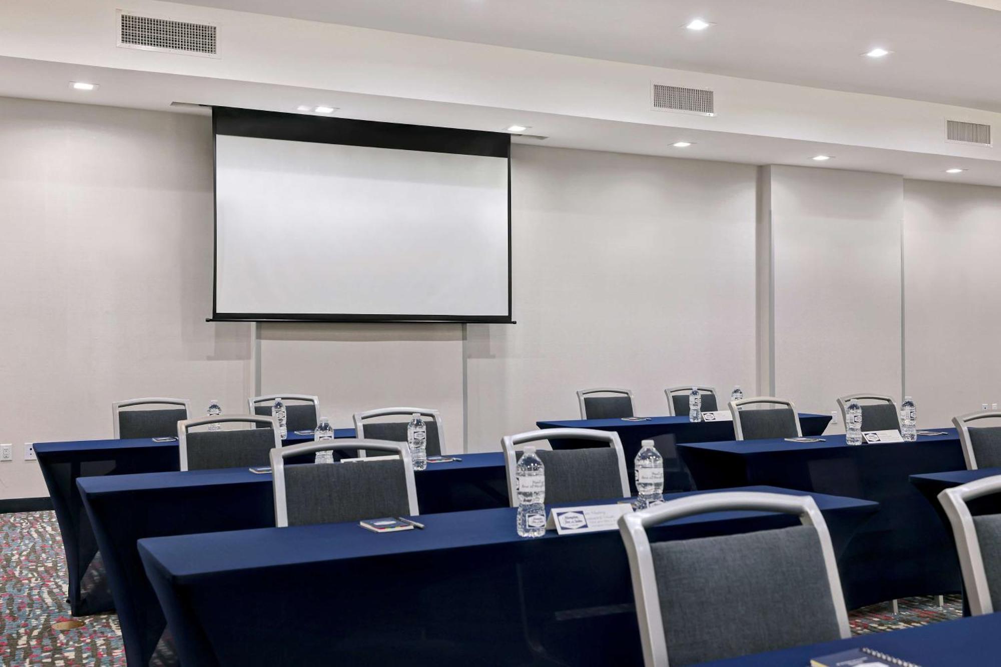 Hampton Inn & Suites Houston East Beltway 8, Tx Екстер'єр фото